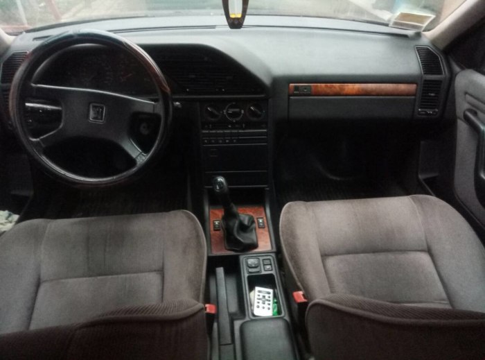 Peugeot 605 1989