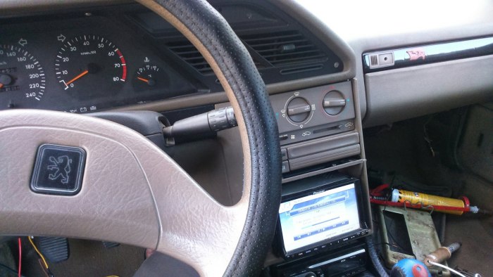Peugeot 605 SV 3.0 салон