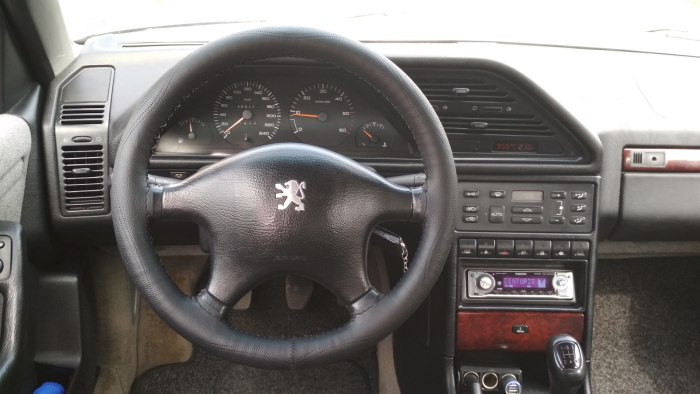 Peugeot 605 салон