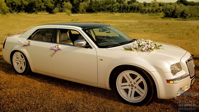 Chrysler 300c White