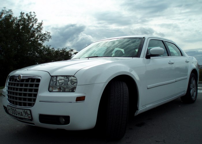 Chrysler 300 c американец и европеец