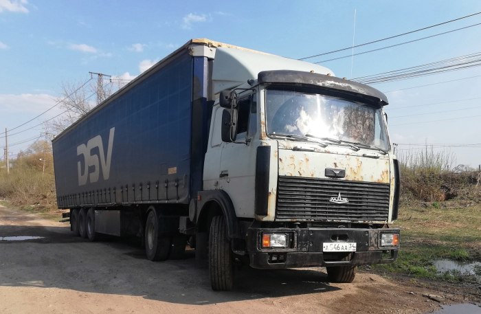 Грузовик МАЗ 5432
