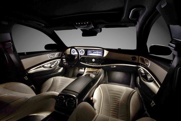 Mercedes Benz w222 Interior