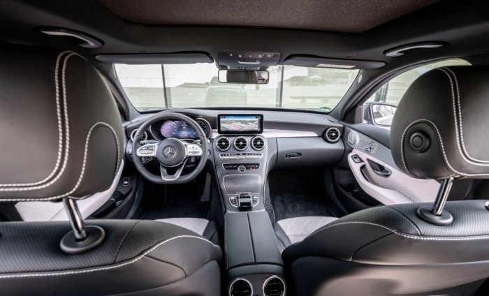 Mercedes Benz c class w205 салон