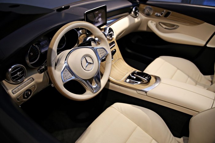 Мерседес w205 белый салон