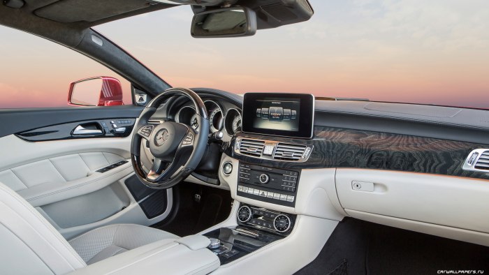 Мерседес Benz CLS 2015