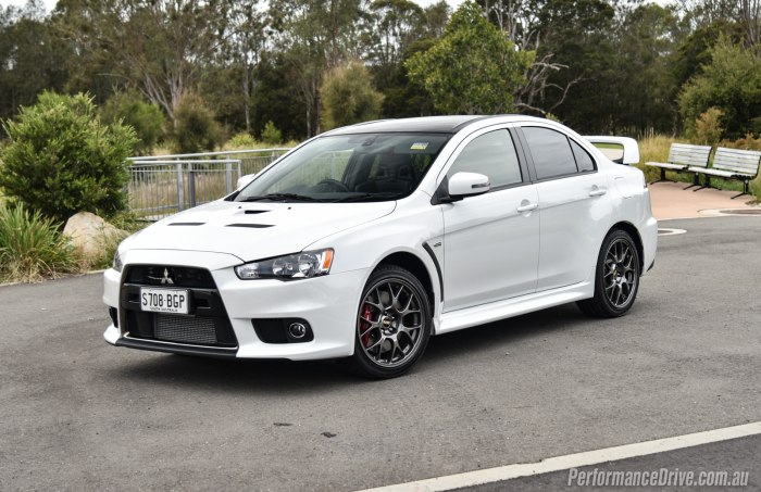 Митсубиси Лансер 10 EVO