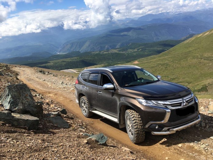 Mitsubishi Pajero Sport 2017