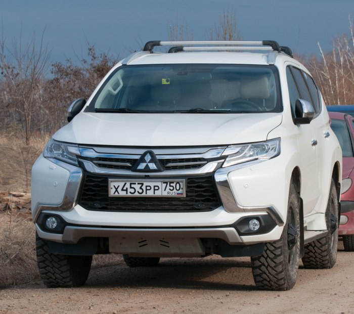 Mitsubishi Pajero Sport 2017