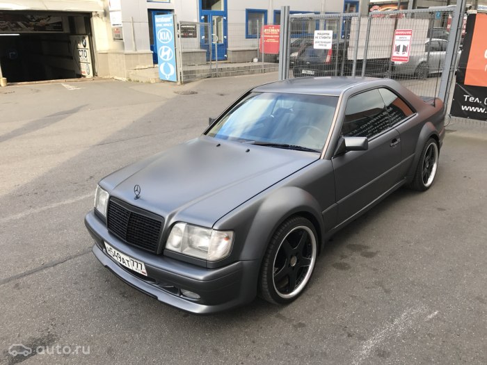 Mercedes 124 Coupe