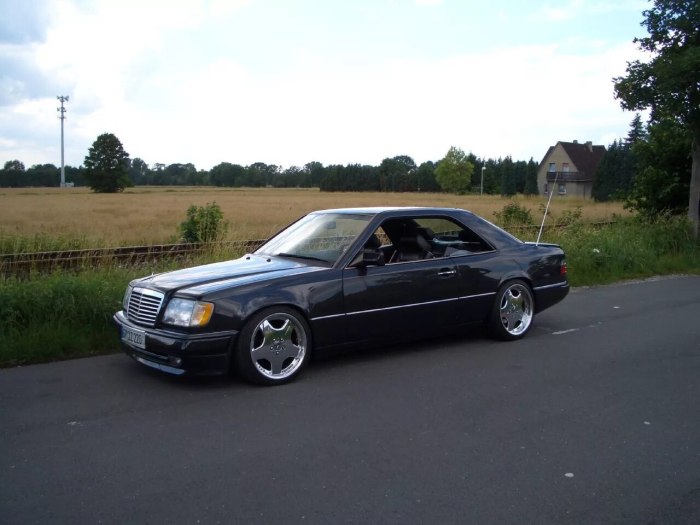 Mercedes Benz w124 Coupe