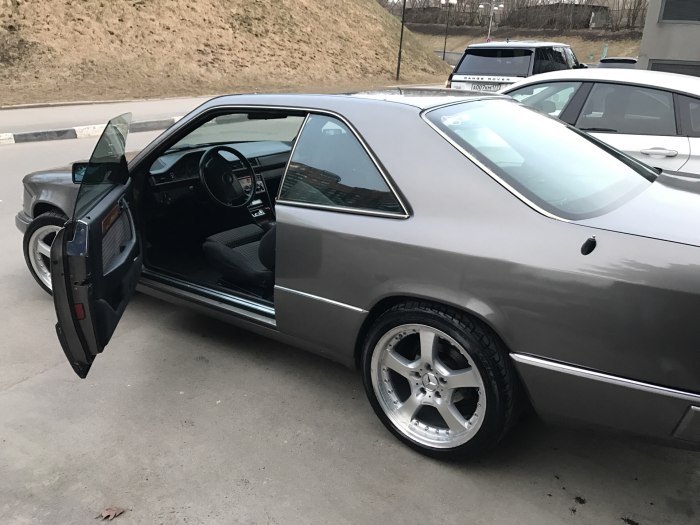 Mercedes Benz w124 Coupe