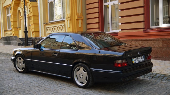 Mercedes Benz w124 Coupe