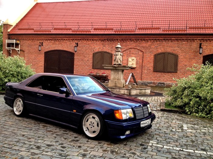 Mercedes Benz 124 Coupe
