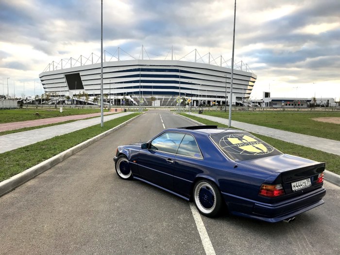 Mercedes Benz 124 AMG