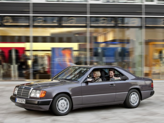 Мерседес Бенц w124 купе