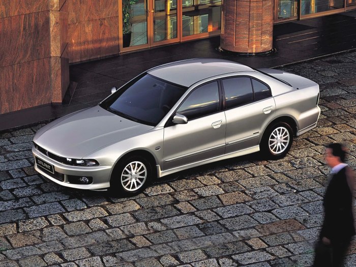 Mitsubishi Galant 2