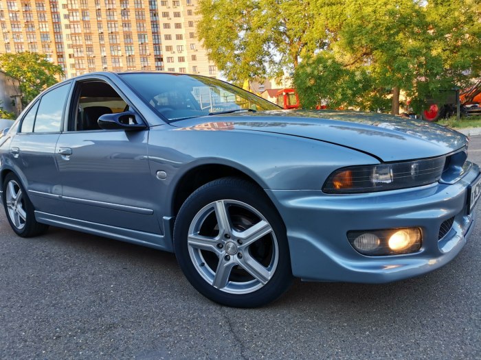 Mitsubishi Галант 8