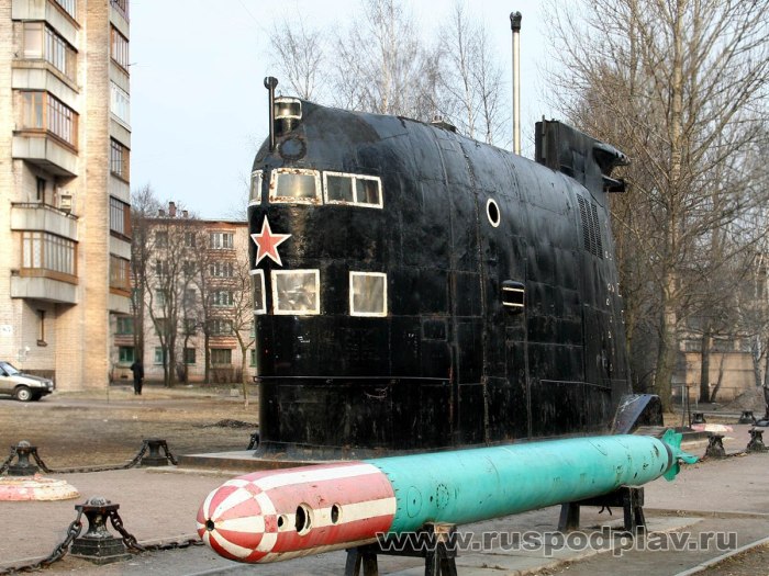Подводная лодка сом 641б