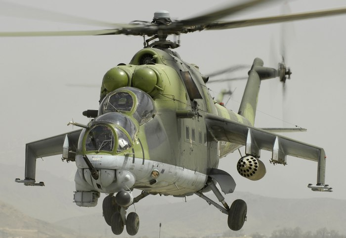 Советский вертолет ми-24
