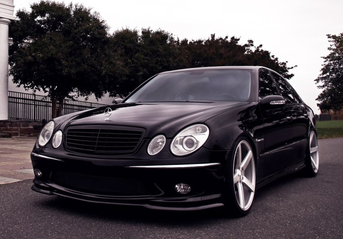 Mercedes Benz w211 AMG
