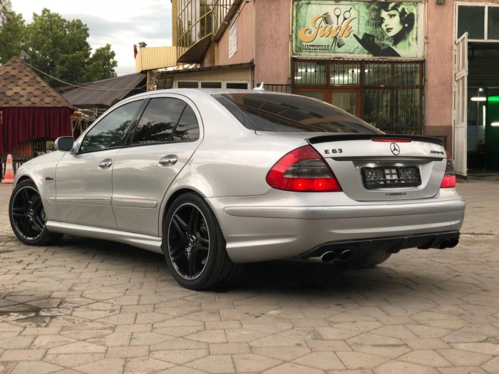 Мерседес 211 63 AMG