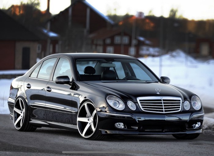 Mercedes-Benz w211