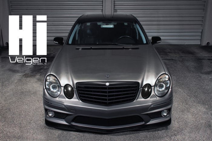 Mercedes-Benz w211