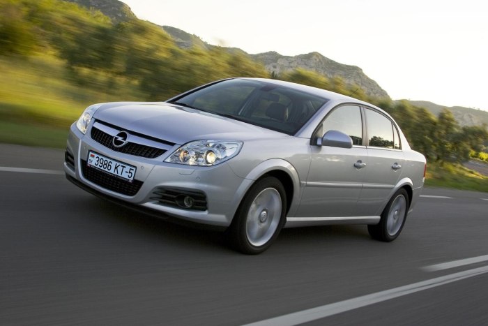 Opel Vectra с седан 2005-2008