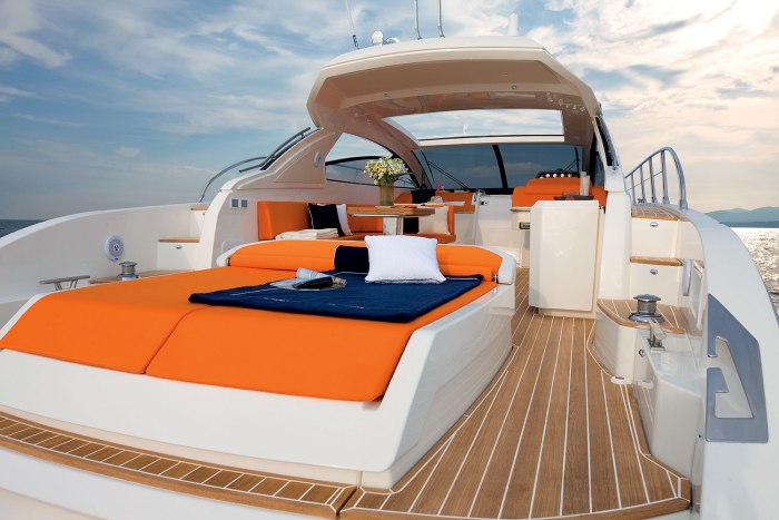 Azimut 80