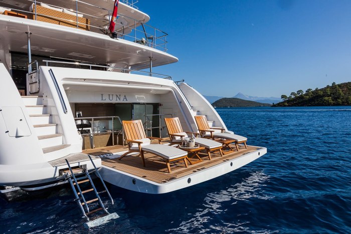 Benetti 140 Crystal
