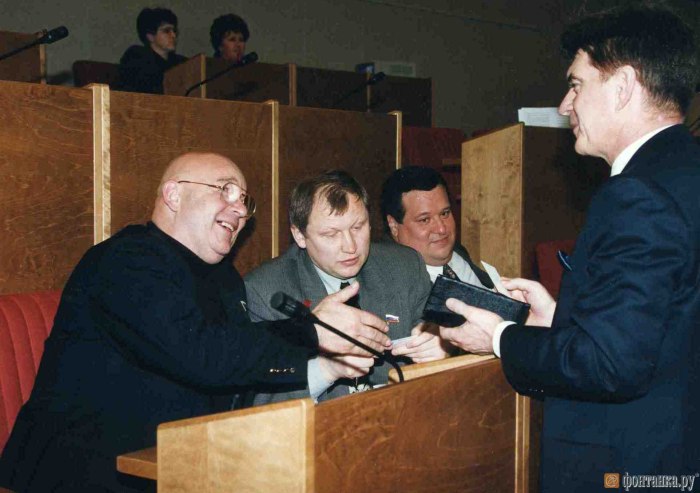 Михаил Глущенко депутат