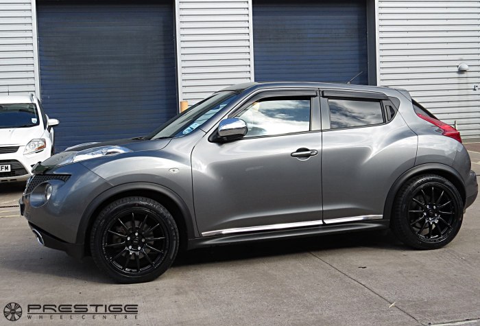 Nissan Juke r19