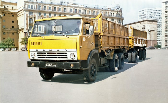КАМАЗ 55102 самосвал сельхозник
