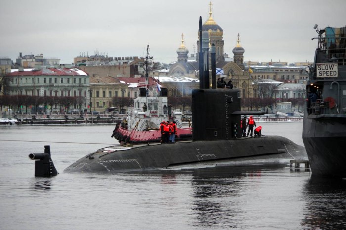 Подводная лодка Кронштадт проекта 677