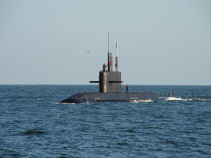 Подводная лодка "Кронштадт" проекта 677 "Лада"