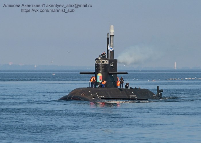 Подводная лодка "Кронштадт" проекта 677 "Лада"