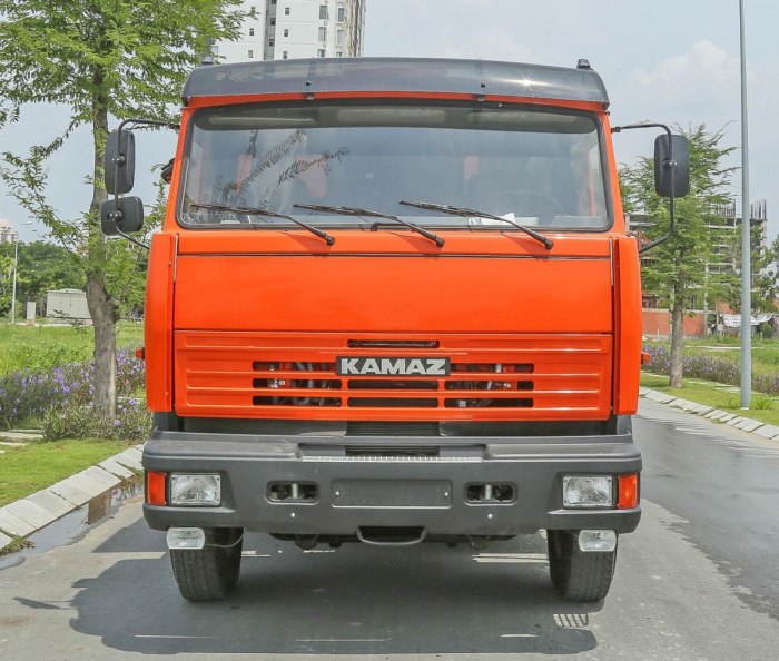 КАМАЗ 65115 сзади