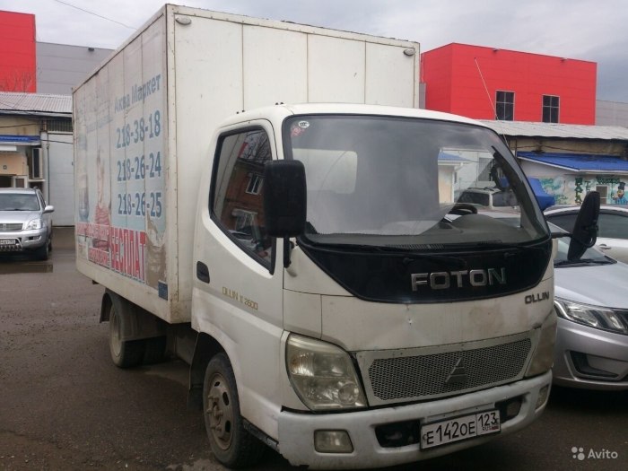 Грузовой китаец foton будка старенький