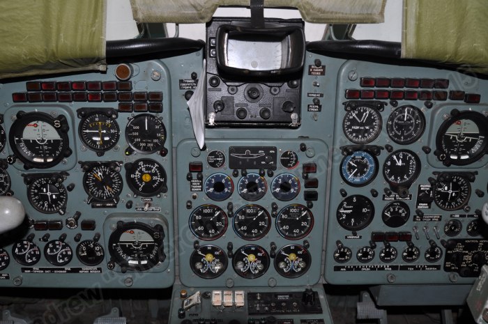 Приборная панель як 40