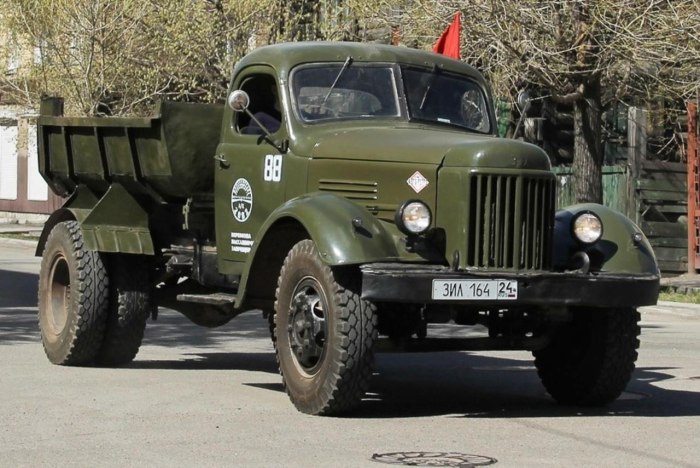 ЗИЛ 164 ММЗ 585