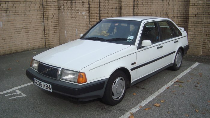 Volvo 440 i