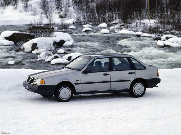 Volvo 440 1990