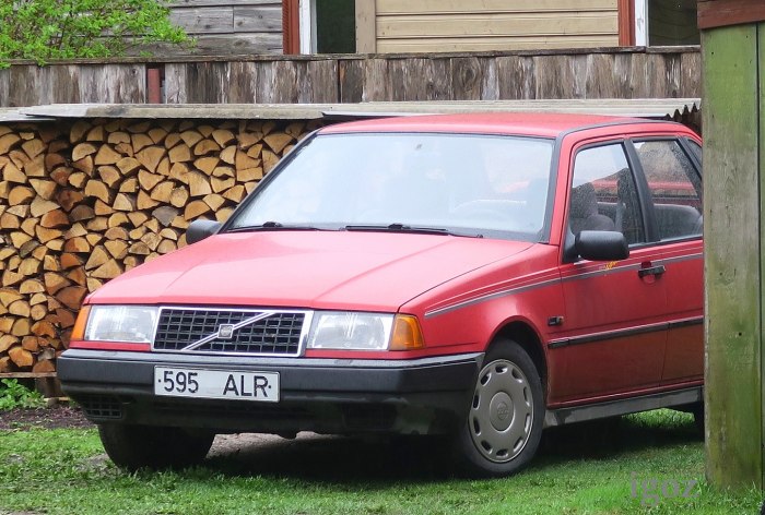 Volvo 440