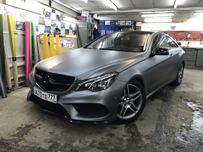 Мерседес серый графит матовый e63s