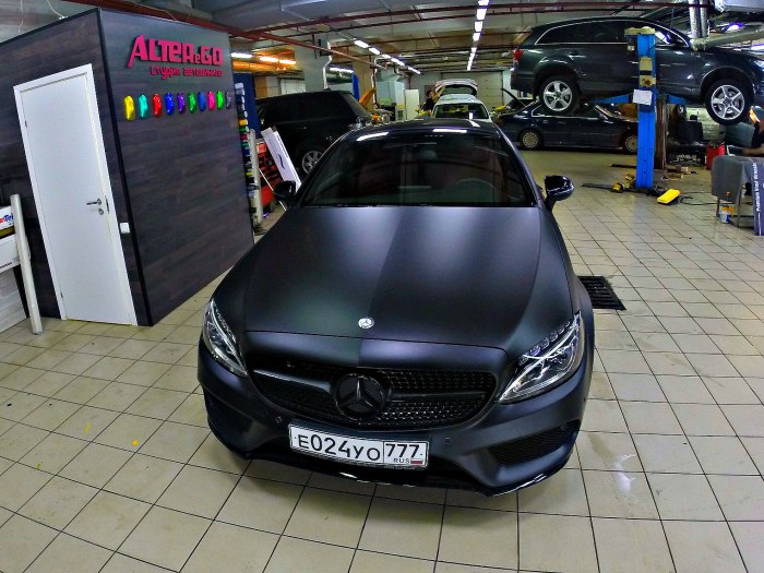 Черный сатин матовый Мерседес w205 купе