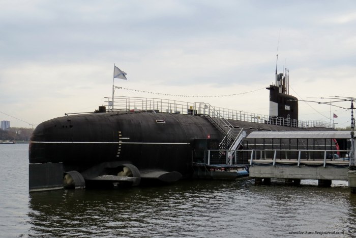 Новосибирский комсомолец подводная лодка музей