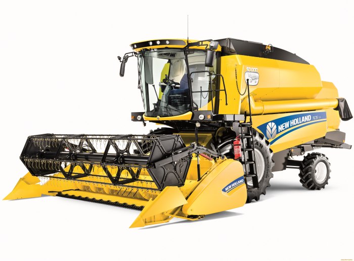 Комбайн New Holland CX