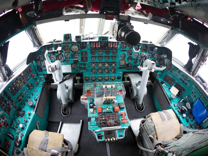 Ил 76 Cockpit