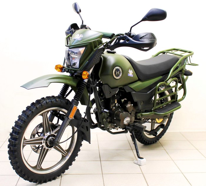 Мотоцикл 200 кубов Comandor 200